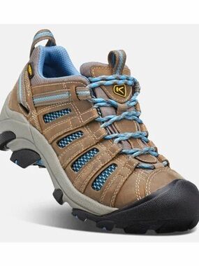 Keen Voyager Women’s Hiking Shoes